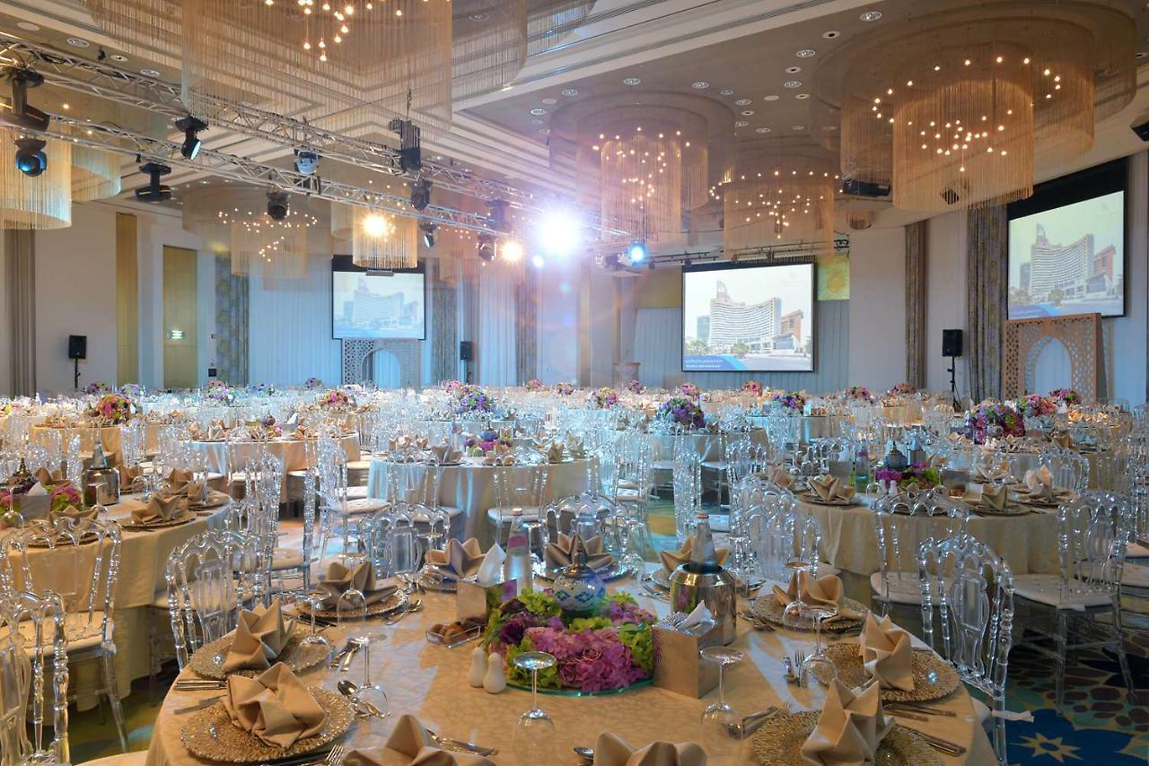 Symphony Style Hotel Kuwait Salmiya Exteriör bild The 2012 Gala Dinner