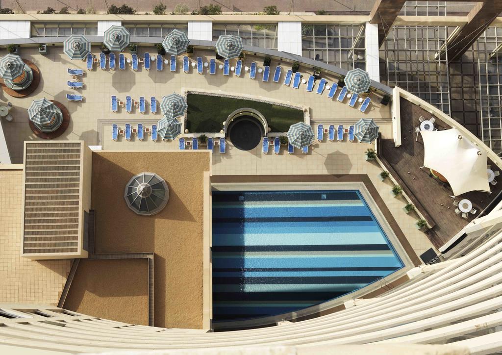 Symphony Style Hotel Kuwait Salmiya Exteriör bild The pool at the 2012 London Paralympics