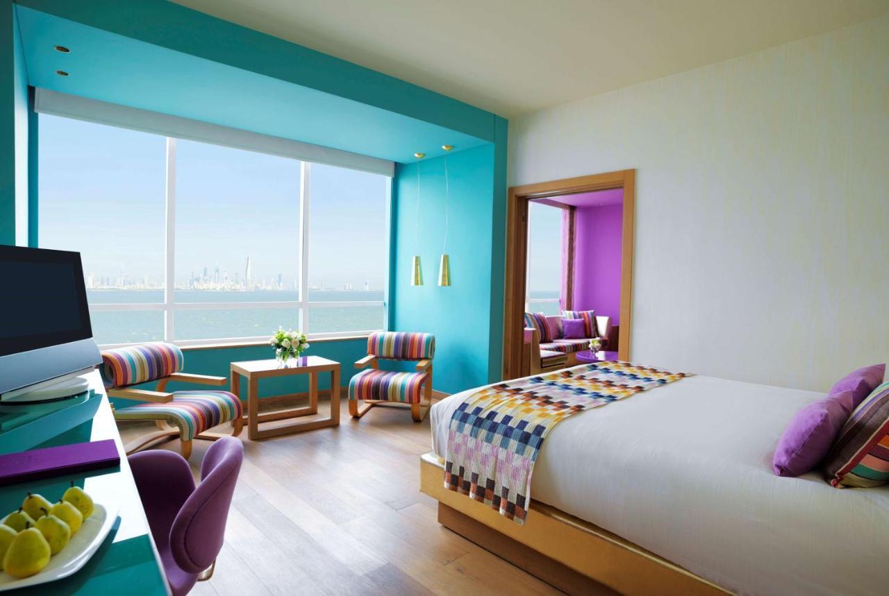 Symphony Style Hotel Kuwait Salmiya Exteriör bild A room at the hotel